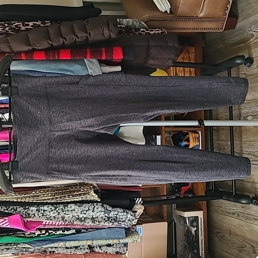 Aerie Dark Gray Leggings Sz L